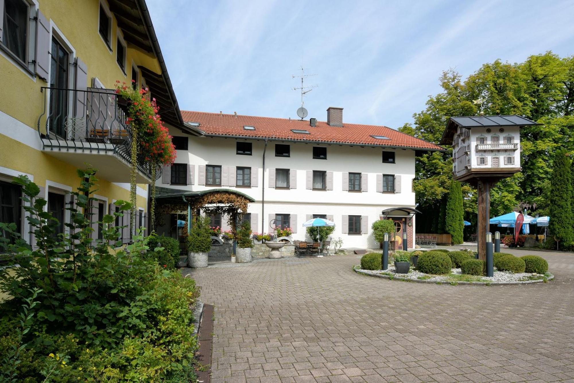 Hotel Neuwirt Sauerlach Εξωτερικό φωτογραφία
